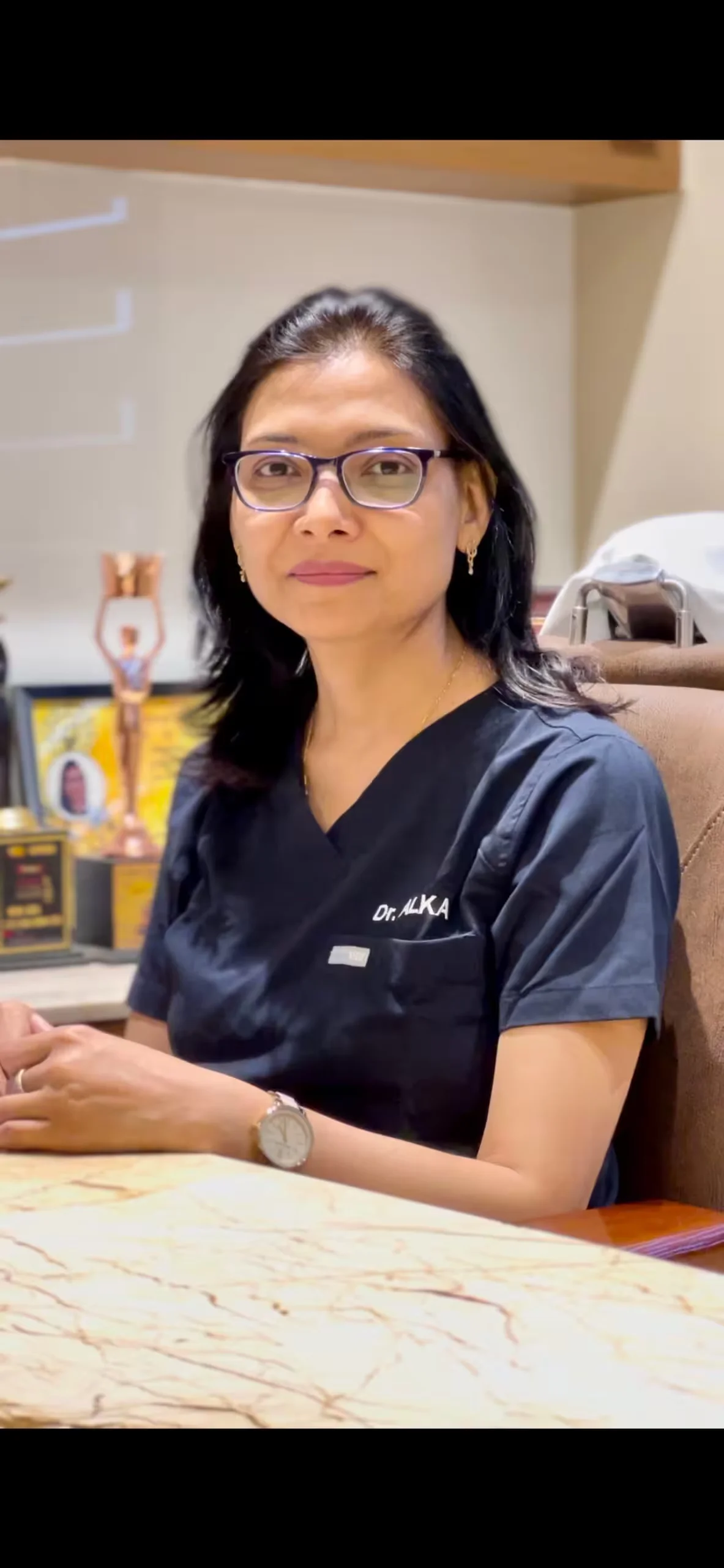 Dr Alka
